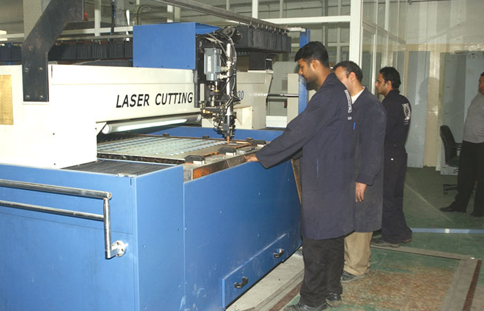 LASER CUTTING MACHINE